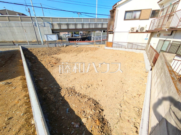 A号地 現地写真 建築条件はございませんので、ライフスタイルに合わせた自由なマイホームづくりが可能です。【日野市百草】 A号地 現地写真 建築条件はございませんので、ライフスタイルに合わせた自由なマイホームづくりが可能です。【日野市百草】