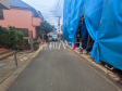接道状況および現場風景 【狛江市和泉本町3丁目】 接道状況および現場風景 【狛江市和泉本町3丁目】