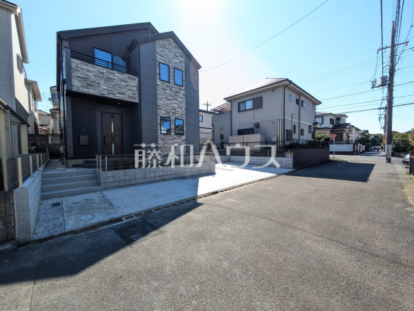 接道状況および現場風景 【八王子市絹ケ丘2丁目】 接道状況および現場風景 【八王子市絹ケ丘2丁目】