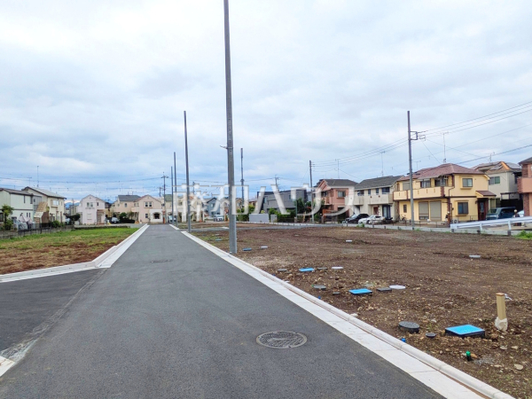 接道状況および現場風景 【昭島市中神町2丁目】 接道状況および現場風景 【昭島市中神町2丁目】