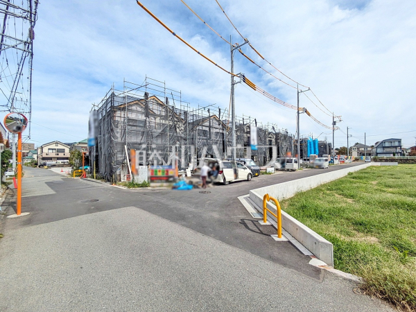 接道状況および現場風景 【昭島市中神町2丁目】 接道状況および現場風景 【昭島市中神町2丁目】