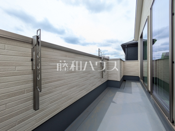 2号棟 バルコニー 【所沢市大字下安松】 2号棟 バルコニー 【所沢市大字下安松】