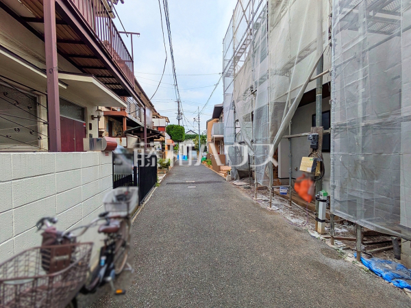 接道状況および現場風景 【杉並区阿佐谷南1丁目】 接道状況および現場風景 【杉並区阿佐谷南1丁目】