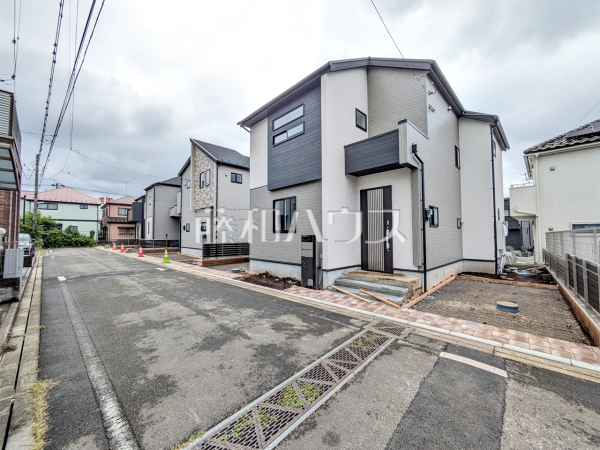接道状況および現場風景 【日野市日野台2丁目】 接道状況および現場風景 【日野市日野台2丁目】
