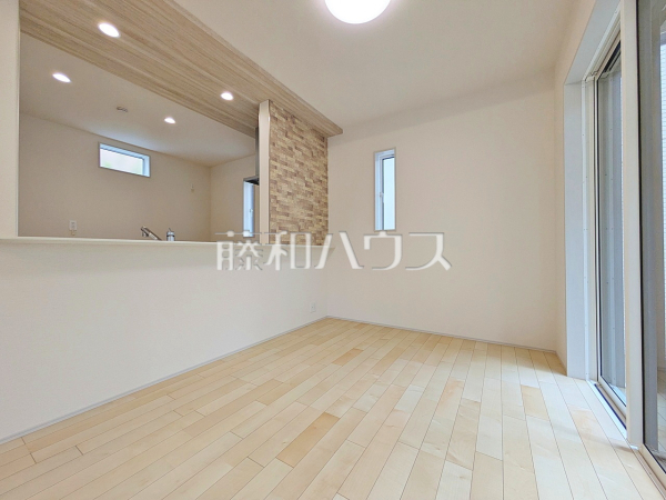 リビング 【三鷹市井口4丁目】 リビング 【三鷹市井口4丁目】