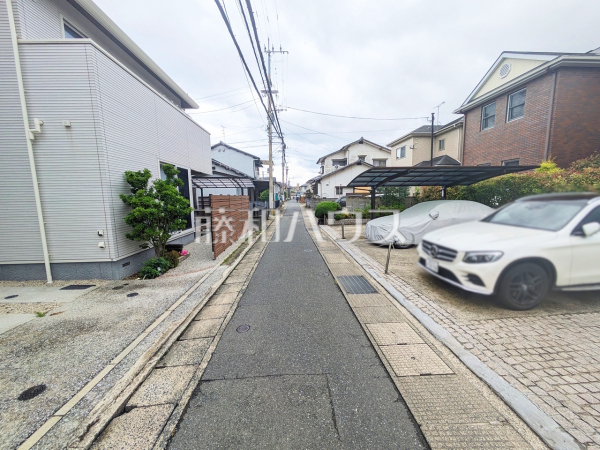 接道状況および現場風景 【福岡市西区小戸1丁目】 接道状況および現場風景 【福岡市西区小戸1丁目】
