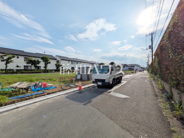 接道状況および現場風景 【東大和市仲原4丁目】 接道状況および現場風景 【東大和市仲原4丁目】