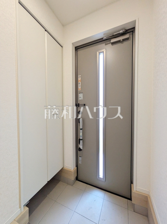 2号棟 玄関 【うるま市勝連南風原】 2号棟 玄関 【うるま市勝連南風原】