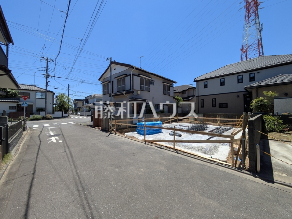 接道状況および現場風景 【日野市大字日野】 接道状況および現場風景 【日野市大字日野】