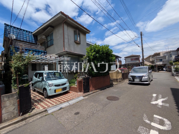 接道状況および現場風景(古家あり) 【東大和市奈良橋5丁目】 接道状況および現場風景(古家あり) 【東大和市奈良橋5丁目】
