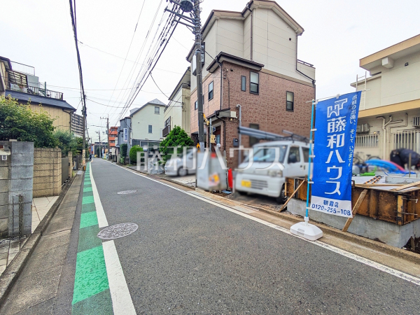 接道状況および現場風景 【朝霞市三原3丁目】 接道状況および現場風景 【朝霞市三原3丁目】