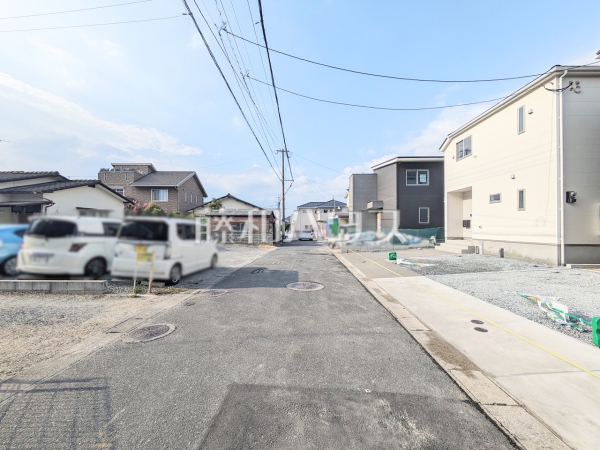 接道状況および現場風景 【福岡市早良区干隈5丁目】 接道状況および現場風景 【福岡市早良区干隈5丁目】