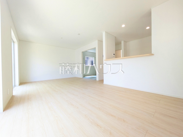 2号棟 リビング 【福岡市早良区干隈5丁目】 2号棟 リビング 【福岡市早良区干隈5丁目】