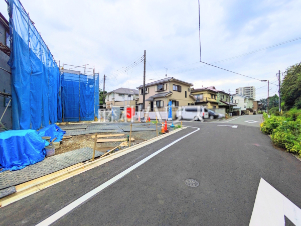 接道状況および現場風景 【三鷹市新川4丁目】 接道状況および現場風景 【三鷹市新川4丁目】