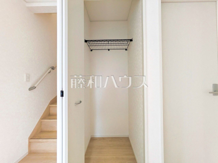 2号棟 収納 【清瀬市下清戸1丁目】 平日のご案内も可能です。まずはお気軽にお問合せ下さいませ。 /撮影日2026/09/27