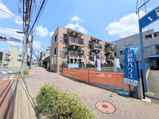 接道状況および現場風景 【三鷹市下連雀7丁目】