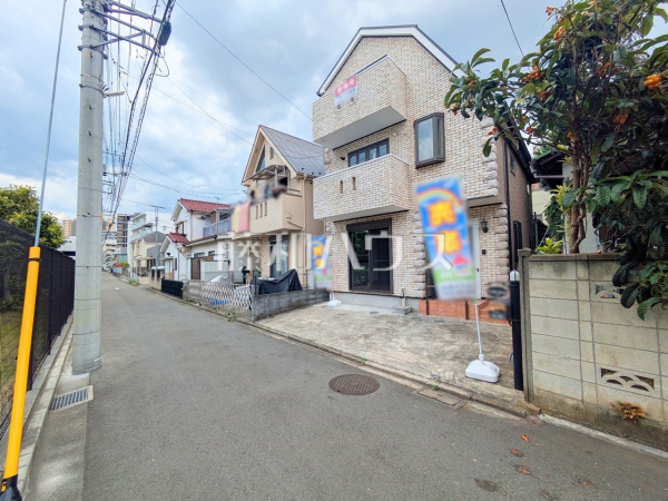 接道状況および現場風景 【立川市曙町3丁目】 接道状況および現場風景 【立川市曙町3丁目】