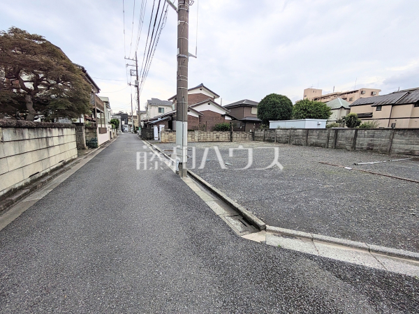 接道状況および現場風景 【練馬区関町北5丁目】 接道状況および現場風景 【練馬区関町北5丁目】