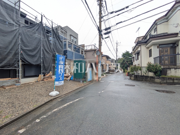 接道状況および現場風景 【朝霞市岡3丁目】 接道状況および現場風景 【朝霞市岡3丁目】