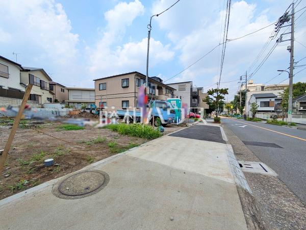 接道状況および現場風景 【練馬区平和台1丁目】 接道状況および現場風景 【練馬区平和台1丁目】