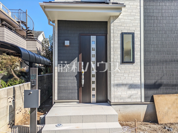 A号棟 玄関 【小金井市前原町1丁目】 A号棟 玄関 【小金井市前原町1丁目】