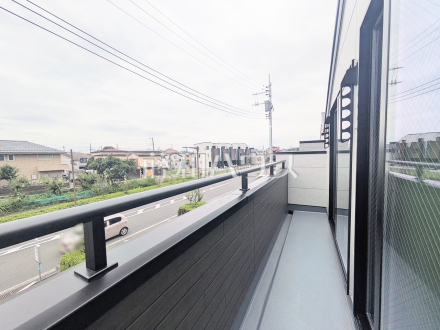 ≪4号棟 バルコニー≫ 南向きバルコニーは洗濯物もよく乾きます♪【府中市清水が丘2丁目】/撮影日2026/08/31