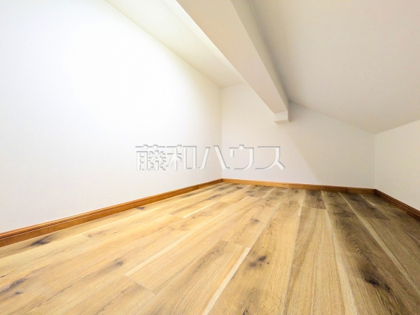 小屋裏収納庫 【杉並区成田東1丁目】 小屋裏収納庫 【杉並区成田東1丁目】