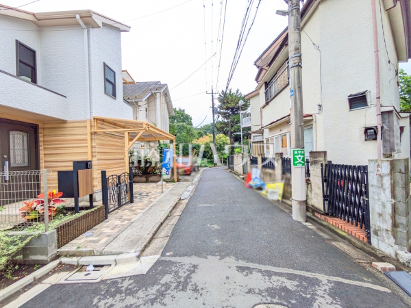 接道状況および現場風景 【杉並区成田東1丁目】 接道状況および現場風景 【杉並区成田東1丁目】