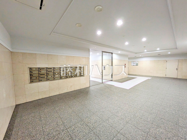 ロビー 【ルピナス日野壱番館】 ロビー 【ルピナス日野壱番館】