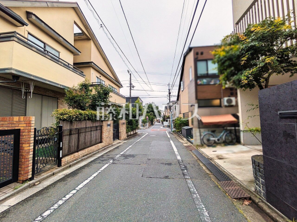 接道状況および現場風景 【杉並区西荻北3丁目】 接道状況および現場風景 【杉並区西荻北3丁目】