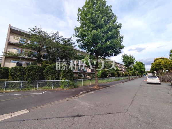 外観 【ニューライフマンション武蔵野台 E棟】 外観 【ニューライフマンション武蔵野台 E棟】