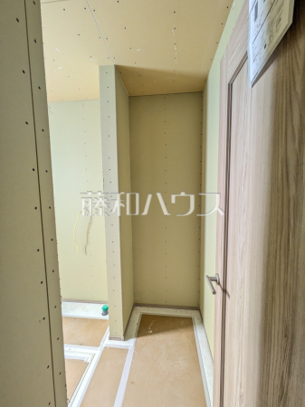 B号棟 収納(施工中) 【南城市佐敷字津波古】 B号棟 収納(施工中) 【南城市佐敷字津波古】