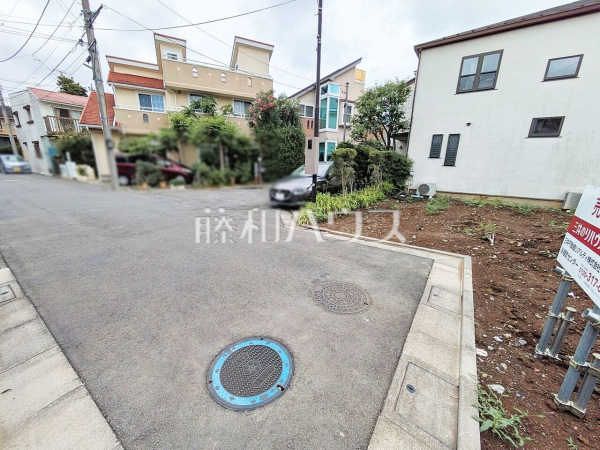 接道状況および現場風景 【杉並区永福2丁目】 接道状況および現場風景 【杉並区永福2丁目】
