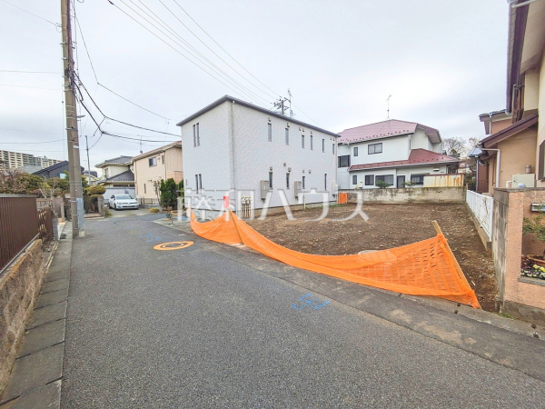 接道状況および現場風景 【西東京市緑町2丁目】 接道状況および現場風景 【西東京市緑町2丁目】