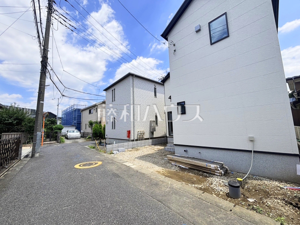 接道状況および現場風景 【西東京市緑町2丁目】 接道状況および現場風景 【西東京市緑町2丁目】