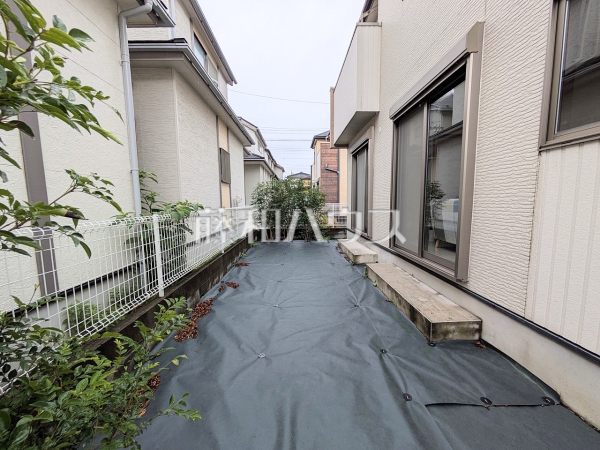 庭 【日野市多摩平3丁目】 庭 【日野市多摩平3丁目】