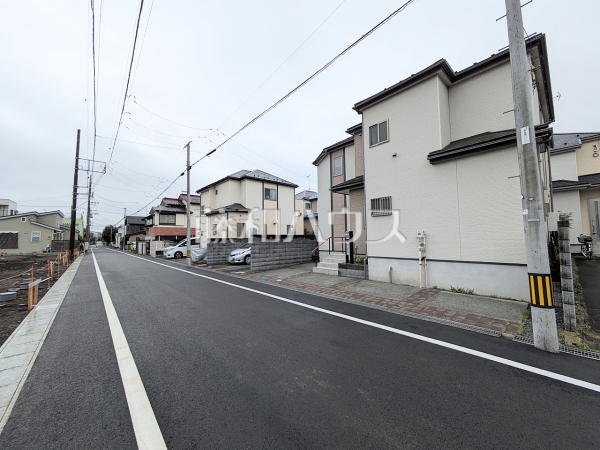 接道状況および現場風景 【日野市多摩平3丁目】 接道状況および現場風景 【日野市多摩平3丁目】
