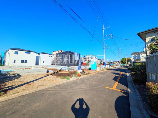 接道状況および現場風景 【新座市新堀2丁目】