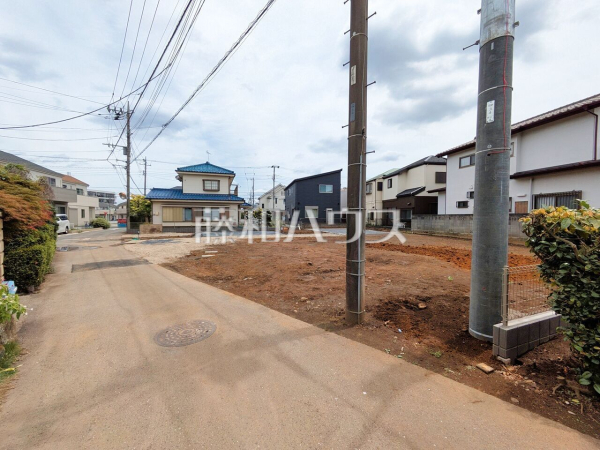 接道状況および現場風景 【東久留米市前沢1丁目】 接道状況および現場風景 【東久留米市前沢1丁目】