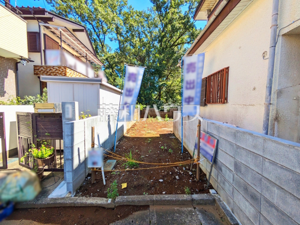 現地写真(敷地入口付近) 【東久留米市前沢3丁目】 現地写真(敷地入口付近) 【東久留米市前沢3丁目】