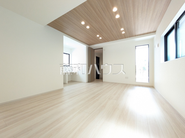 2号棟 リビング 【練馬区関町南1丁目】 2号棟 リビング 【練馬区関町南1丁目】