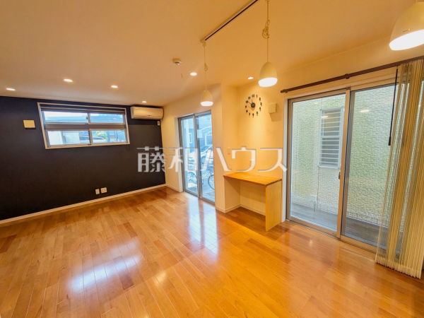 リビング 【府中市新町2丁目】 リビング 【府中市新町2丁目】