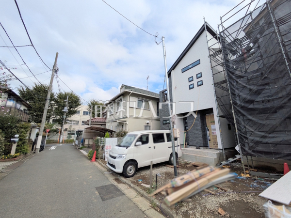 接道状況および現場風景 【中野区上鷺宮5丁目】 接道状況および現場風景 【中野区上鷺宮5丁目】
