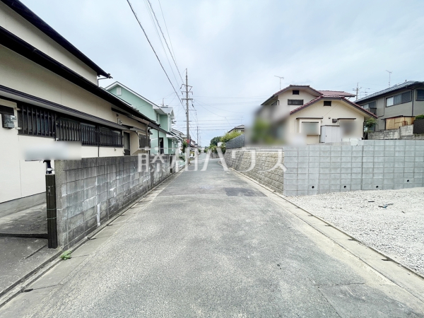 接道状況および現場風景 【福岡市東区香椎台2丁目】 接道状況および現場風景 【福岡市東区香椎台2丁目】