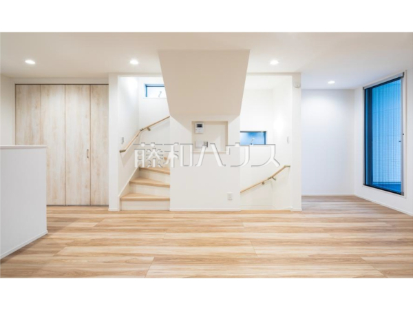 【参考施工例】 【参考施工例】