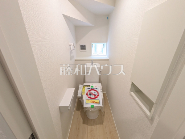 2号棟 トイレ 【北名古屋市六ツ師女夫越】 2号棟 トイレ 【北名古屋市六ツ師女夫越】