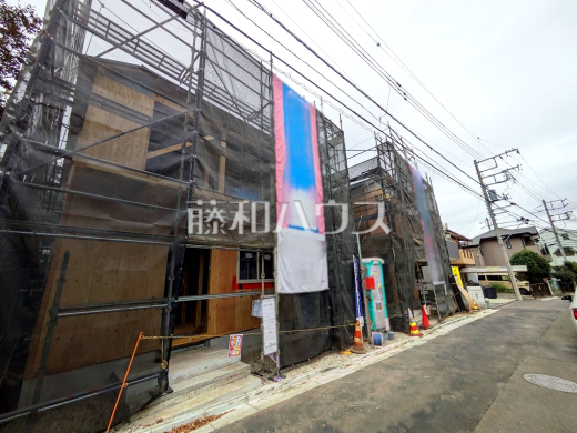 接道状況および現場風景 【府中市紅葉丘2丁目】