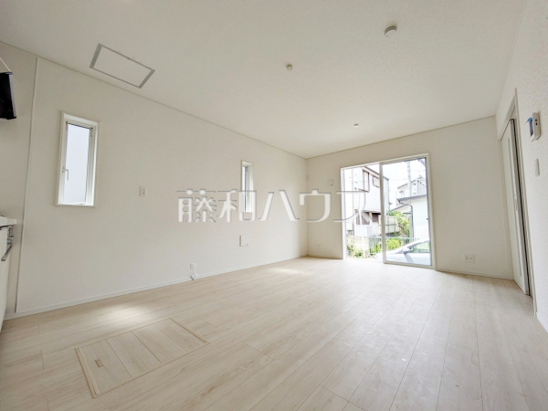 リビング 【狛江市中和泉5丁目】 リビング 【狛江市中和泉5丁目】