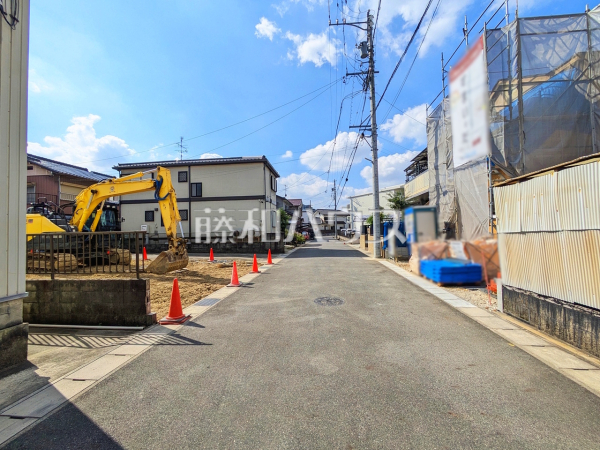 接道状況および現場風景 【春日井市柏井町6丁目】 接道状況および現場風景 【春日井市柏井町6丁目】