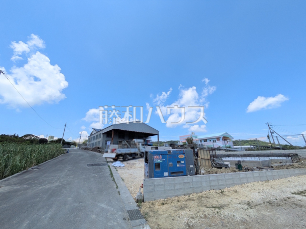 接道状況および現場風景 【南城市玉城字富里】 接道状況および現場風景 【南城市玉城字富里】